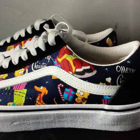 Vans x The Simpsons Christmas customs low shoes Size 7.5 W 9 - Picture 7 of 11